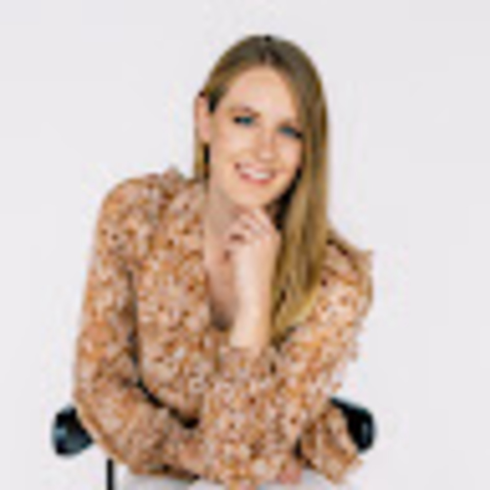 Meet your Posher, Lauren